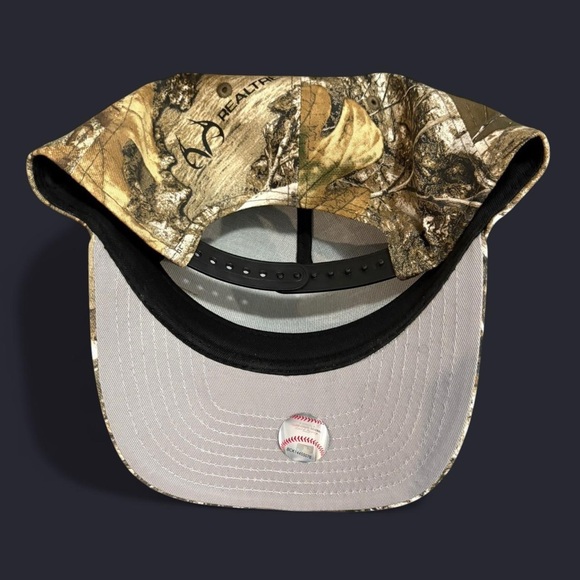 New Era White Sox Camo Snapback with White Logo - Picture 6 of 6